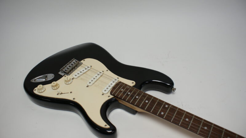 Squier Stratocaster van Fender – Zwart (1996, Gemaakt in China) - Afbeelding 6