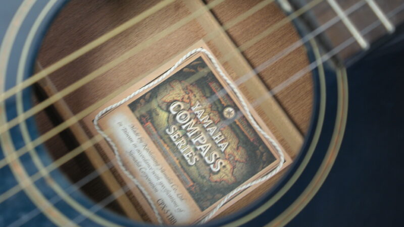 Yamaha CPX-15BL Compass Series akoestisch-elektrische gitaar – zwart - Afbeelding 2
