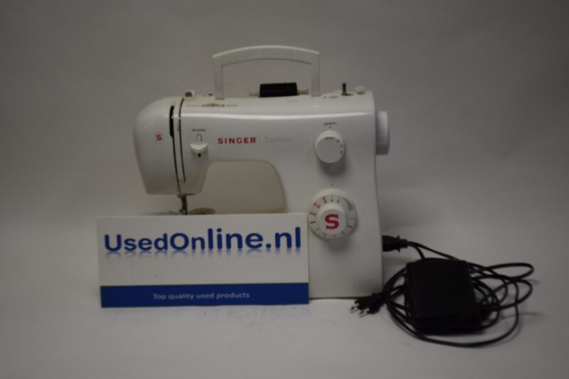 Naaimachine Singer Tradition model 2250