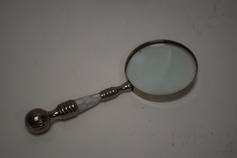 Vintage vergrootglas met decoratief inleghandvat - Afbeelding 2