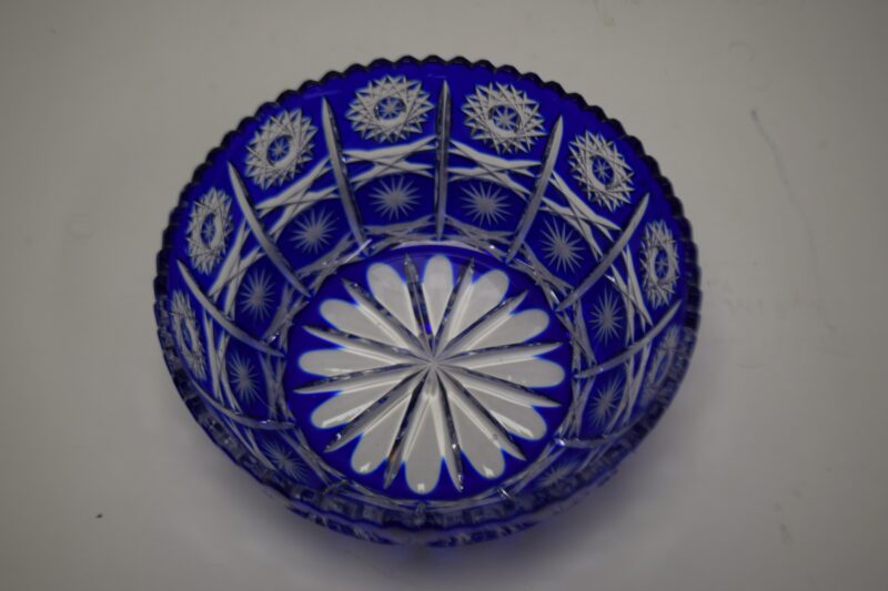 Handgesneden kobaltblauwe kristallen kom in Boheemse stijl – sterpatroon, 20 cm - Afbeelding 2