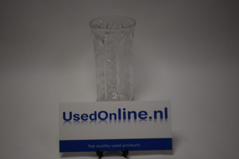 Vintage geslepen kristallen glazen vaas - hoog bloemenpatroon