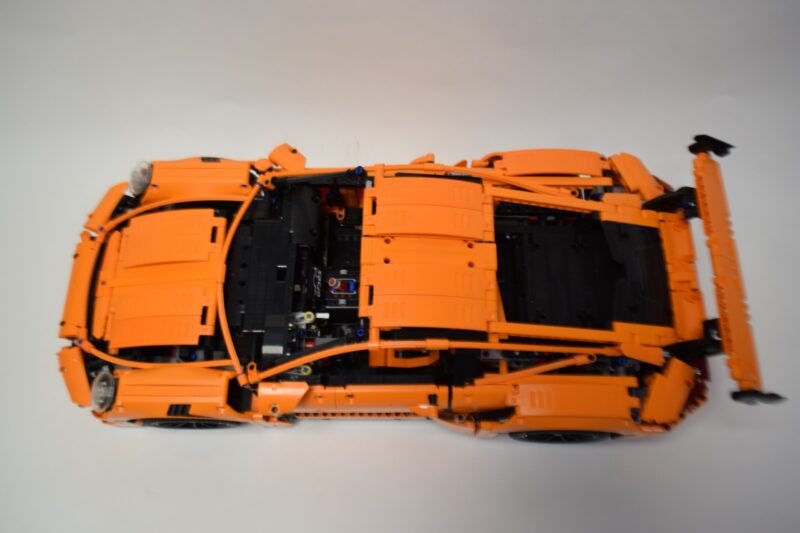 LEGO Technic Porsche 911 GT3 RS (Set 42056) - Afbeelding 4