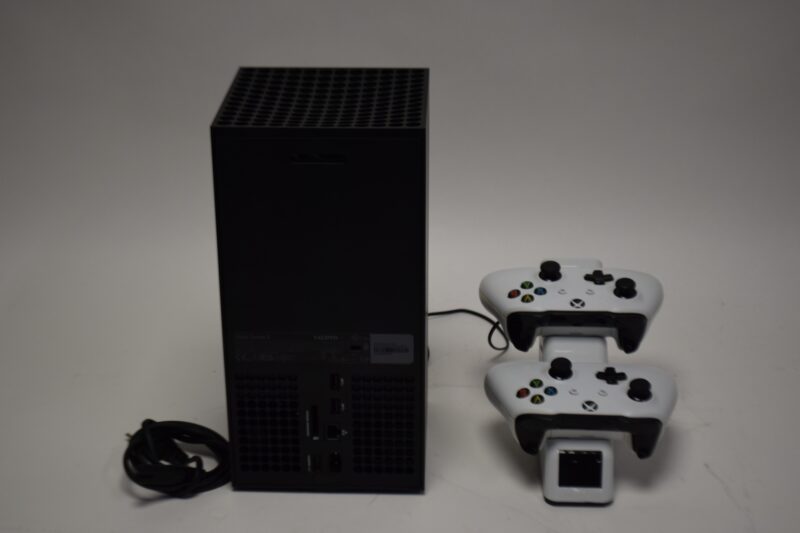 Microsoft Xbox Series X-console – 1 TB met 2 draadloze controllers en dubbele oplader (model 2023) - Afbeelding 2