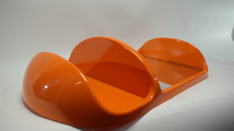 Retro oranje bushalte spiegelbehuizing (hergebruikt onderdeel voor openbaar vervoer) - Afbeelding 4