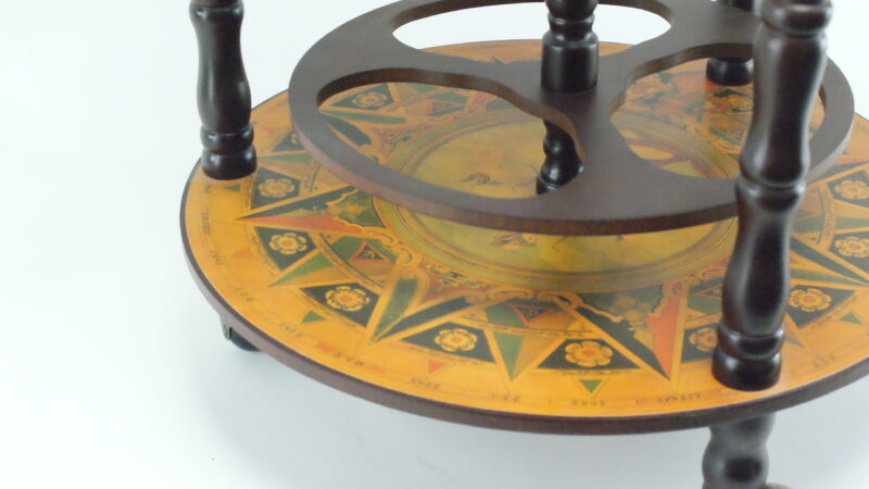 Vintage Wereldbol Bar Globe – Houten Drinks Kast op Wieltjes – 17e-eeuwse Kaartstijl - Afbeelding 2
