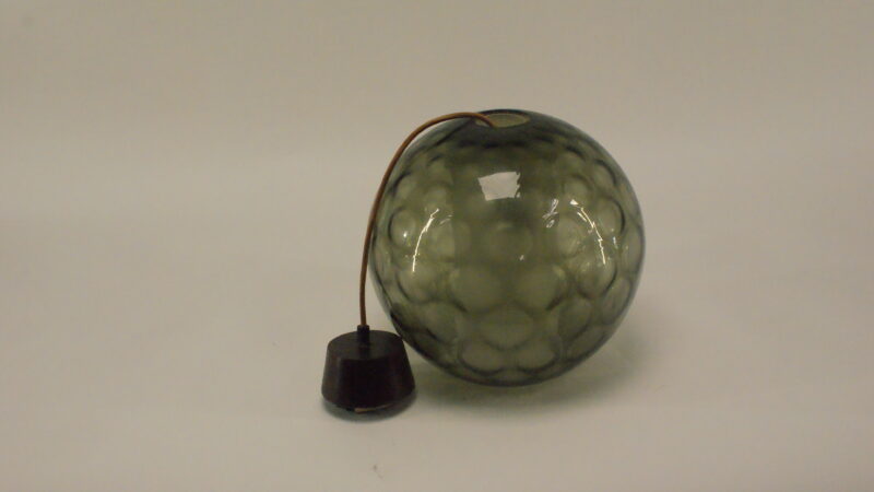 Vintage Glazen Hanglamp – Gerookt Glas met Bolstructuur – Space Age stijl - Afbeelding 2