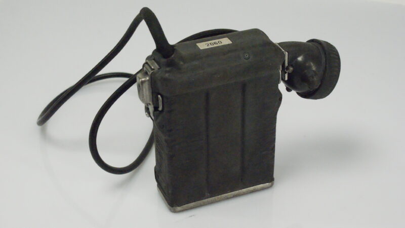 Vintage DEBEG Mijnwerkerslamp / Scheepslamp – Type 2060 – Industrieel Design
