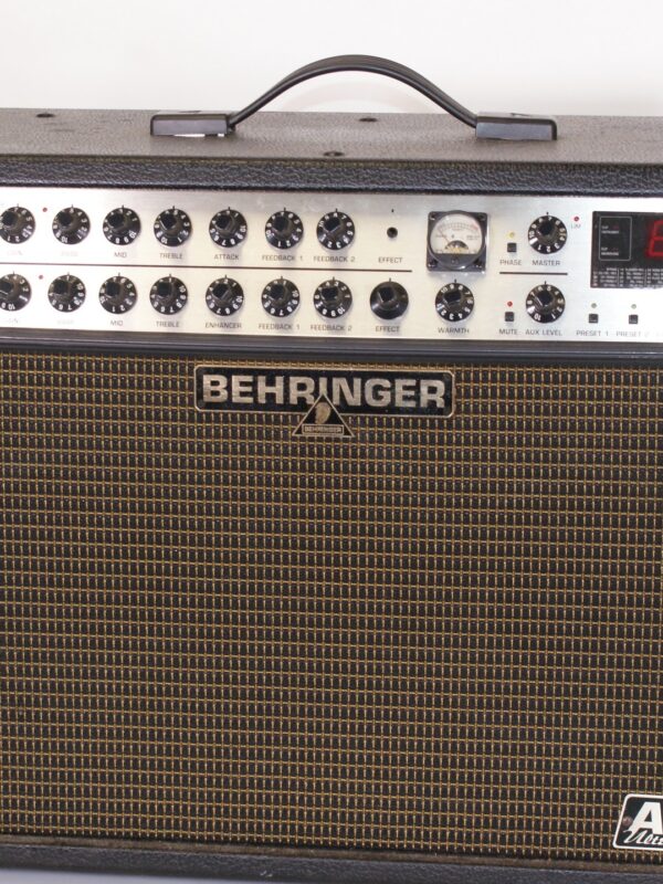 Behringer Ultracoustic ACX1000 Gitaarversterker – 2-Kanaals Combo Amp met DSP-effecten