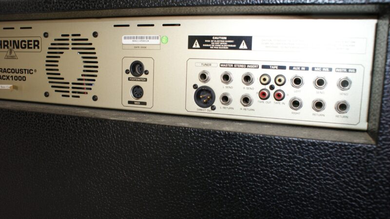 Behringer Ultracoustic ACX1000 Gitaarversterker – 2-Kanaals Combo Amp met DSP-effecten - Afbeelding 9