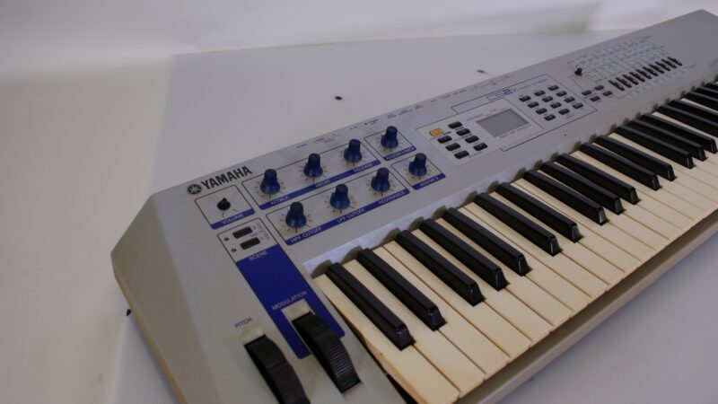 Yamaha CS2x Control Synthesizer 61-Key Performance Keyboard - Afbeelding 6