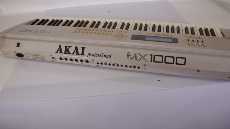 AKAI MX1000 MIDI Master Keyboard – 88 Toetsen + standaard - Afbeelding 7