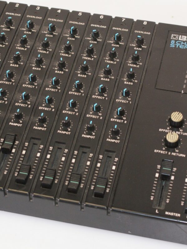 Boss BX-8 8-Kanaals Stereo Mixer – Vintage Audio Mengpaneel