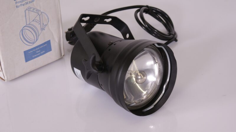 Showtec Pinspot Black – Par36 Spotlamp (30W) met doos