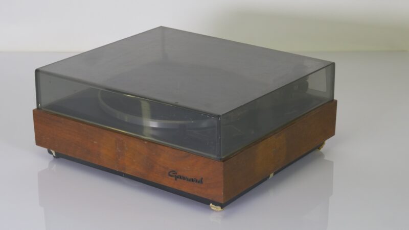 Garrard SP25 MKIII Vintage Draaitafel – Handmatige Riemaandrijving Platenspeler met Stofkap - Afbeelding 4