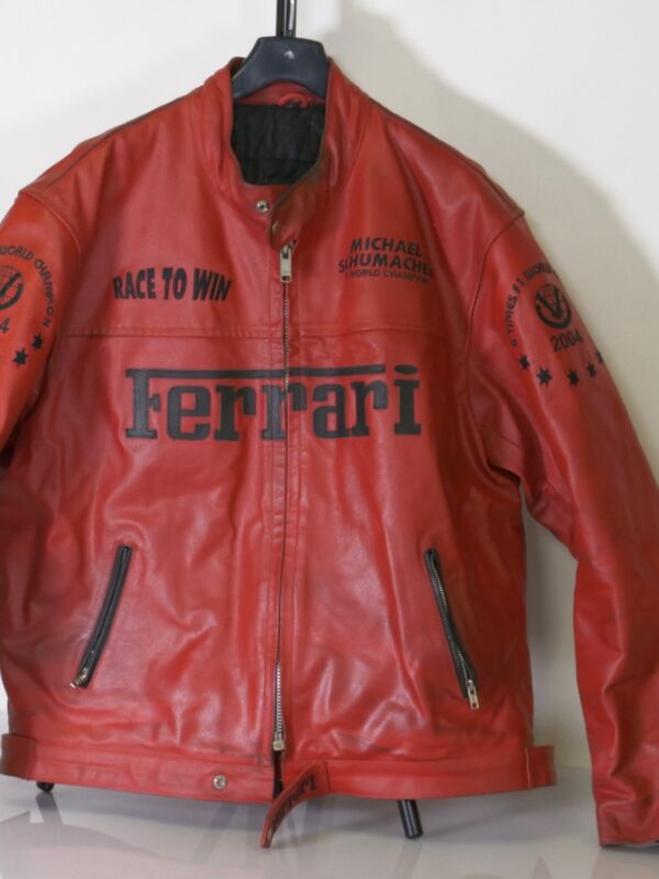 Ferrari Michael Schumacher 2004 Herinneringsleren Jas – Race to Win Editie