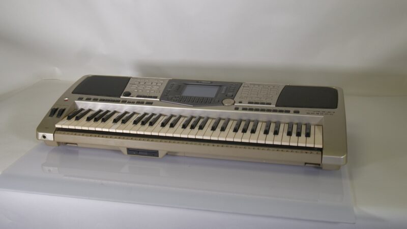 Yamaha PSR-2000 Keyboard Workstation met Speakers - Afbeelding 2