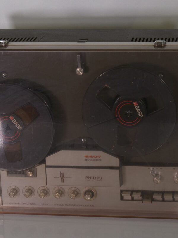 Philips 4407 Stereo Bandrecorder – Vintage Spoelenrecorder met BASF Spoelen (Decoratief)