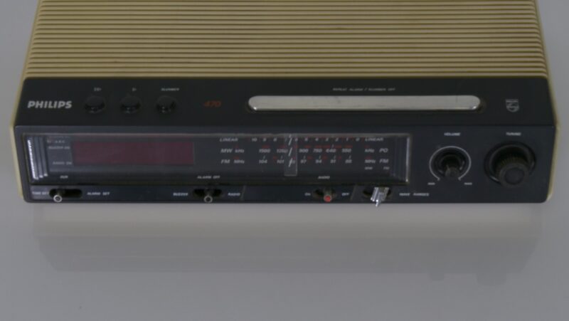 Philips 470 Vintage Klokradio LED FM/AM – Type 90AS470/00 - Afbeelding 2