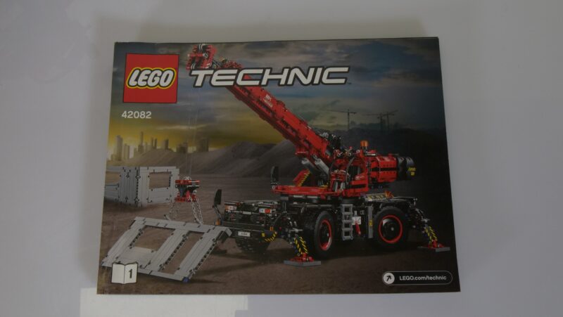 LEGO Technic 42082 - Ruwterrein Kraan (Rough Terrain Crane) - Afbeelding 2