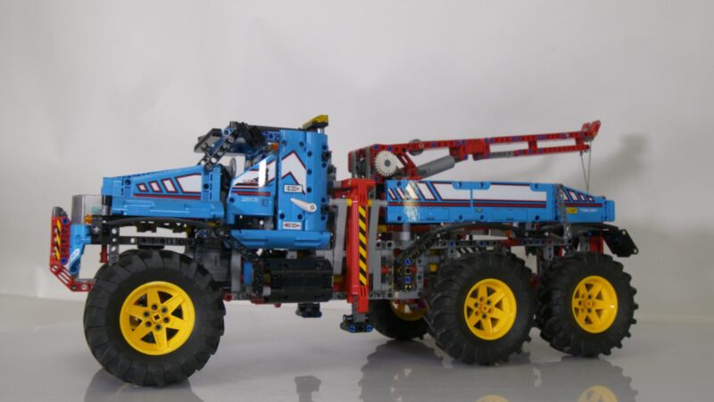 LEGO Technic 42070 – 6x6 All Terrain Sleeptruck (RC) - Afbeelding 5