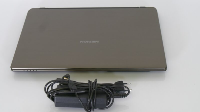 Medion Akoya E6239 Laptop met Intel Inside – Inclusief Oplader - Afbeelding 3