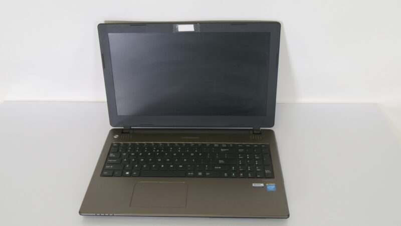 Medion Akoya E6239 Laptop met Intel Inside – Inclusief Oplader