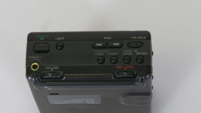 Sony TCD-D3 DAT Walkman – draagbare digitale audiorecorder uit Japan - Afbeelding 2