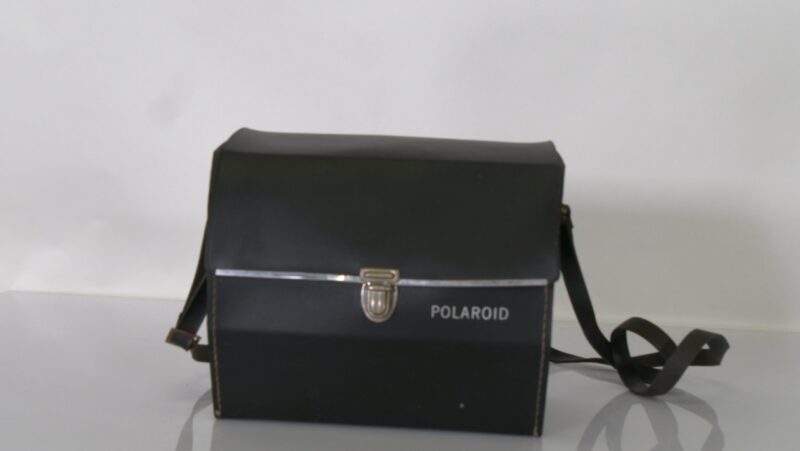 Polaroid Colorpack III Land Camera met draagtas en film – jaren 70 instant camera - Afbeelding 2
