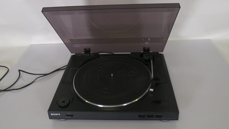 Sony PS-LX250H volautomatische platenspeler met stofkap – zwart - Afbeelding 3