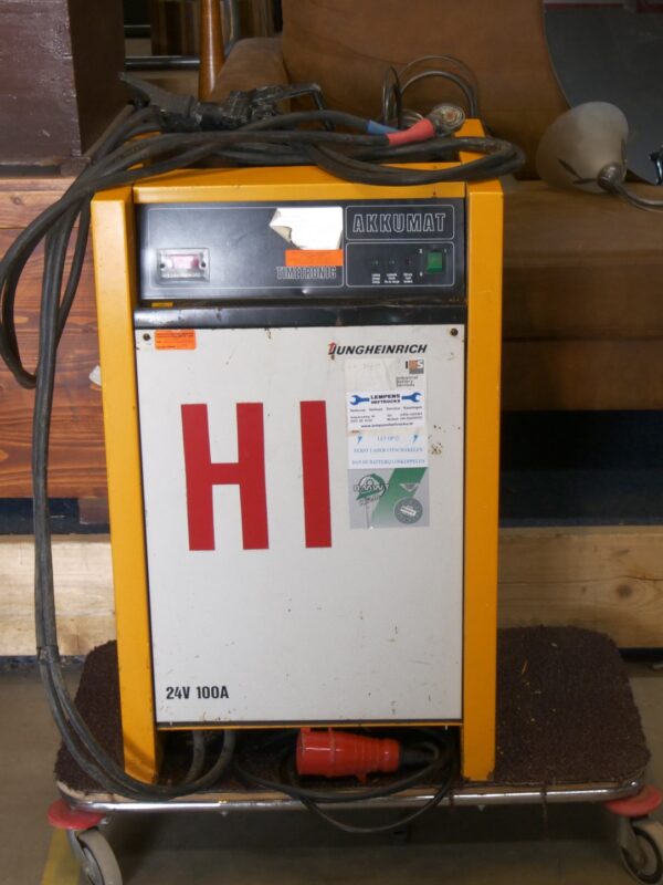 Jungheinrich Akkumat Timetronic acculader – industriële batterijoplader 24V/ 100A