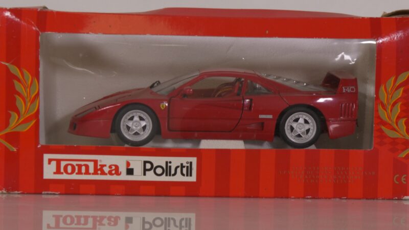 Tonka Polistil Ferrari F40 – Diecast Modelauto 1:16 - Afbeelding 4