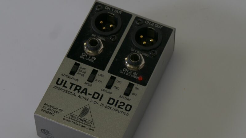 Behringer Ultra-DI DI20 – Professionele 2-Kanaals Actieve DI-Box/Splitter