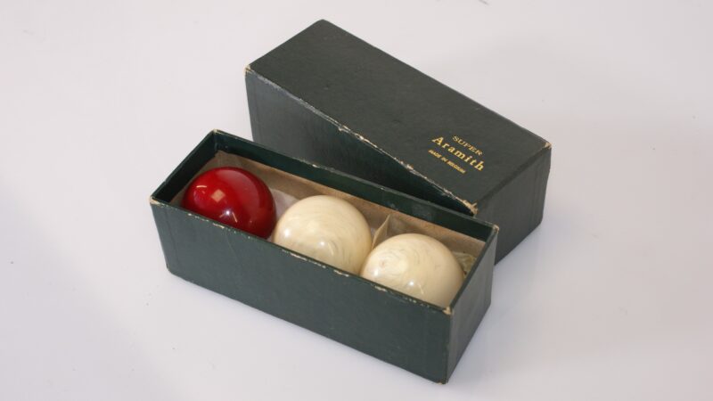 Super Aramith biljartballen set (3 stuks) in originele doos – Made in Belgium