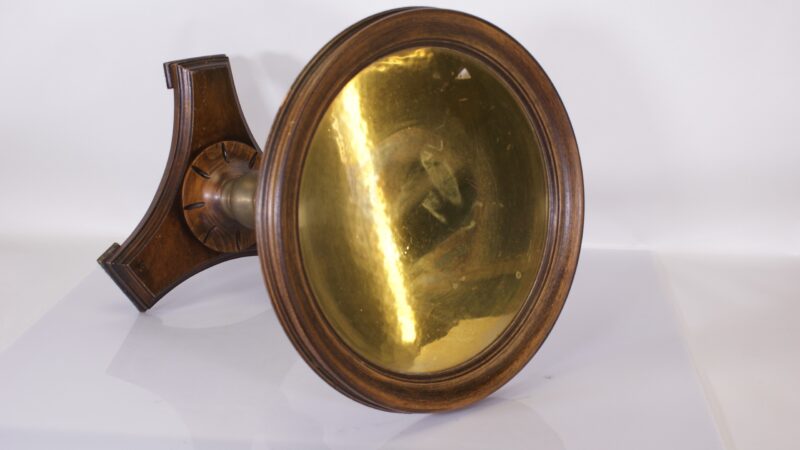 Antieke Bijzettafel met Messing Bladinleg – Hout Gedraaid Onderstel - Afbeelding 4