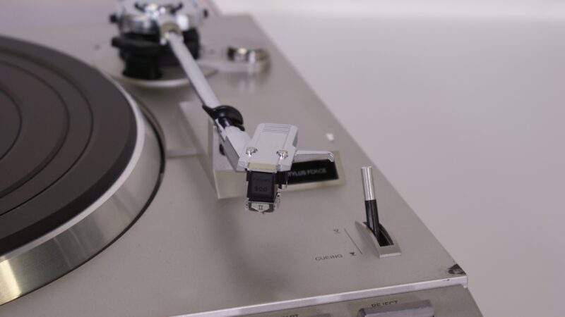 Erres RT143 Synchro Drive – Volautomatische Platenspeler met Philips 500 Element - Afbeelding 4