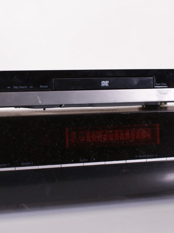 Harman Kardon HK 970 Limited Edition Versterker + Harman Kardon DVD 37 Speler Set