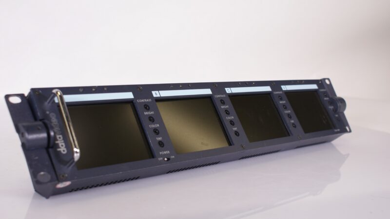 Datavideo TLM-404 Vierkanaals 4x4,5" LCD Rackmonitor