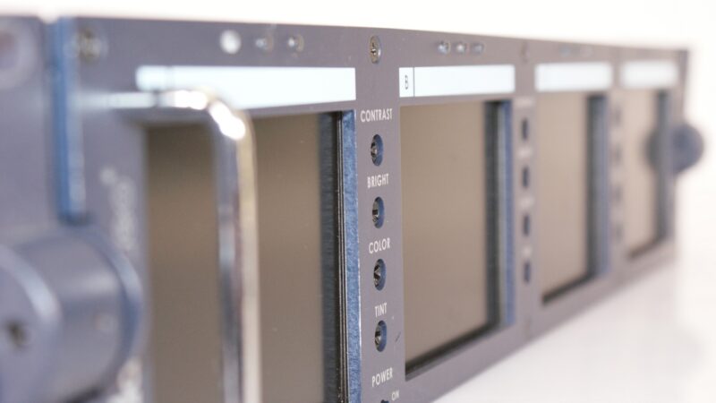 Datavideo TLM-404 Vierkanaals 4x4,5" LCD Rackmonitor - Afbeelding 2