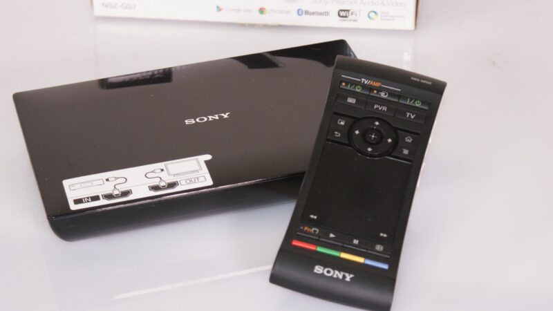 Sony NSZ-GS7 Internet Player met Google TV en QWERTY afstandsbediening - Afbeelding 2