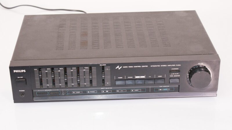 Philips FA564 Stereo Versterker met Equalizer (1989)