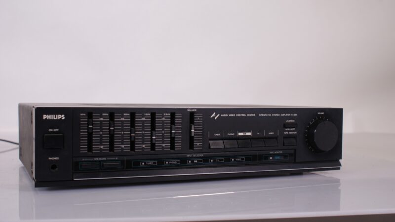 Philips FA564 Stereo Versterker met Equalizer (1989) - Afbeelding 2