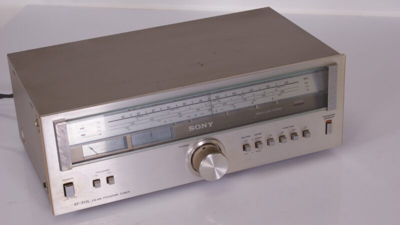Sony ST-313L FM/AM Program Tuner – Vintage Stereo Tuner (Servo-Lock System) - Afbeelding 4