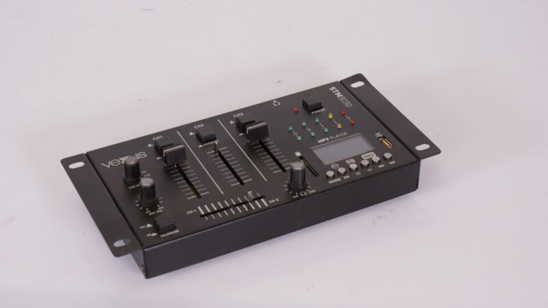 Vexus STM3030 3-Kanaals DJ Mixer met USB/SD MP3-speler - Afbeelding 4