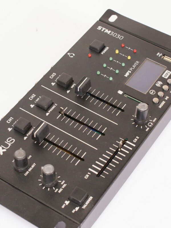 Vexus STM3030 3-Kanaals DJ Mixer met USB/SD MP3-speler