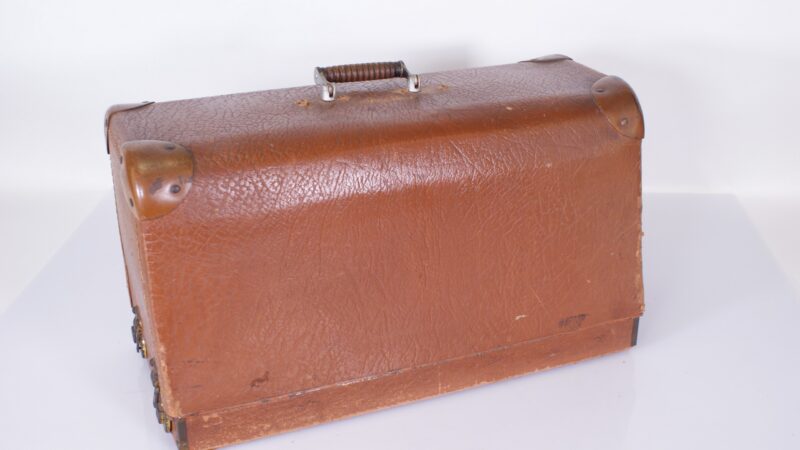 Vintage Pfaff 230 Naaimachine met Motor, Voetpedaal en Koffer (Made in Germany) - Afbeelding 3