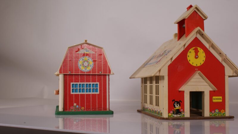 Fisher-Price Little People – Play Family Farm & Play Family School (1970s) met accessoires - Afbeelding 9