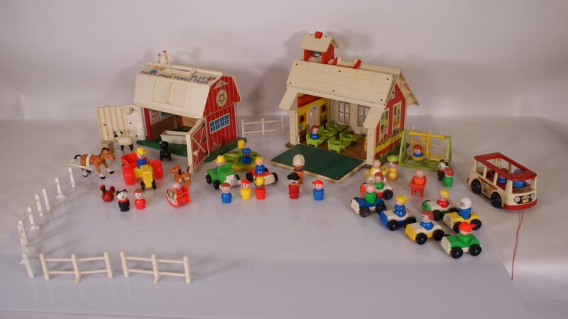 Fisher-Price Little People – Play Family Farm & Play Family School (1970s) met accessoires