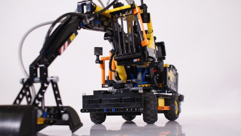 LEGO Technic 42053 Volvo EW160E Graafmachine – met handleiding - Afbeelding 2