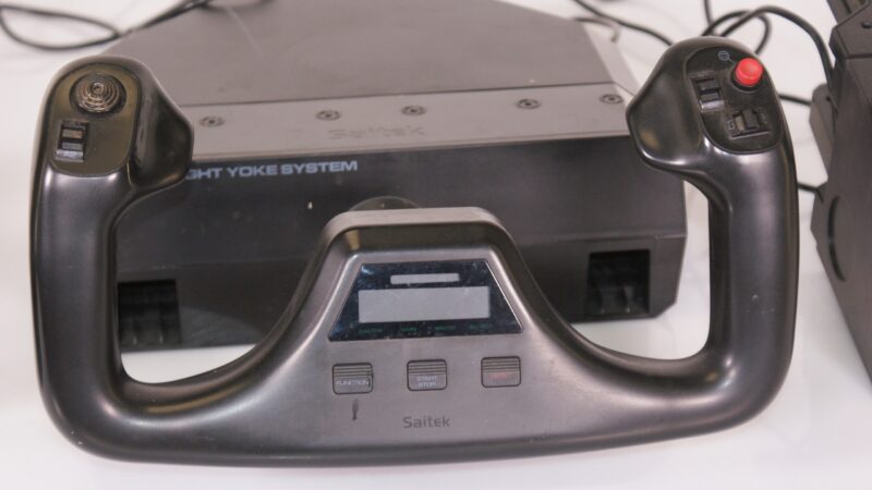 Saitek Pro Flight Yoke System met Throttle Quadrant en Extra Throttle Module - Afbeelding 4